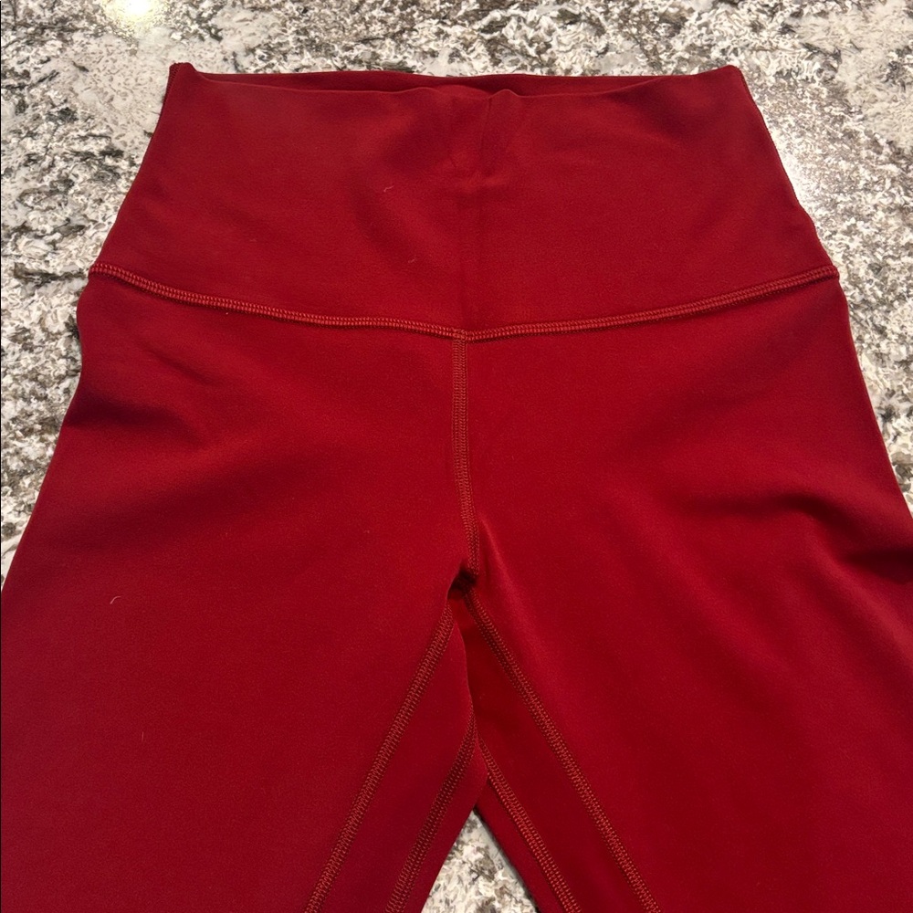 NWOT Lululemon Team Canada Align high rise pant 25” - Picture 3 of 6